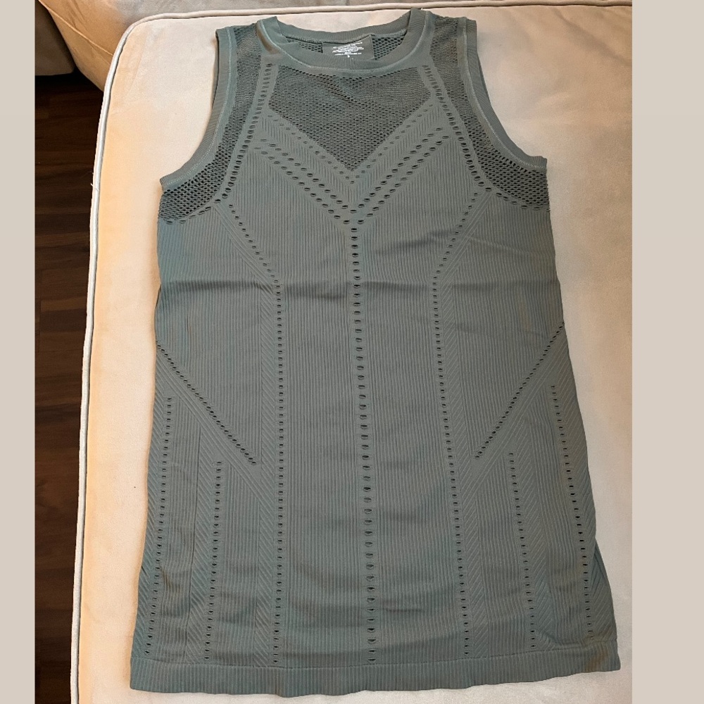 Athleta | Oxygen Tank | Green | Small